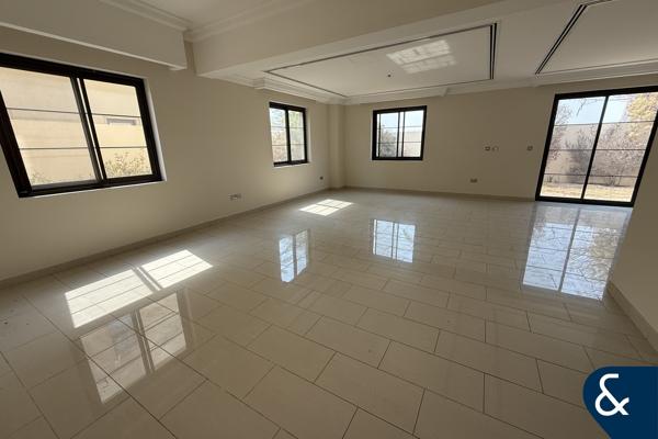 3 beds + maid | Vacant | Family community