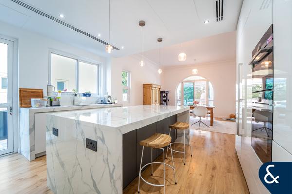 Exclusive C1 | Fully Upgraded | Park Views