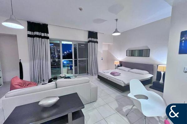 Furnished | Studio | Available 9th Feb