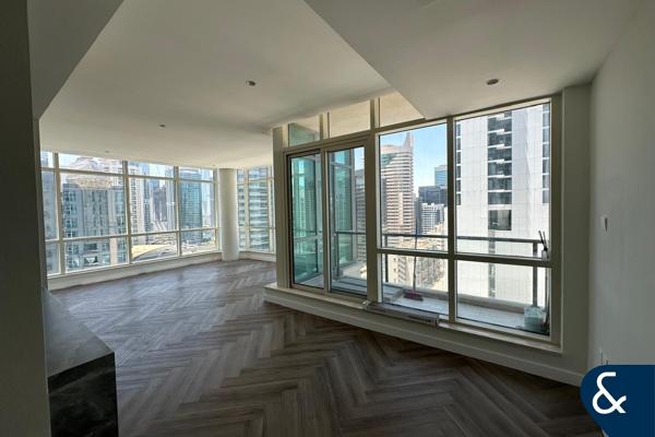 Marina View | 2 Bed + Study | Renovated
