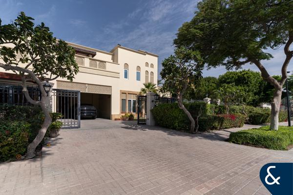 Exclusive 6 Beds Estate | Absolute Privacy