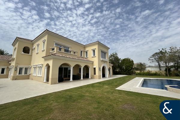 Stunning Villa | 6 Bed | Polo Field backing