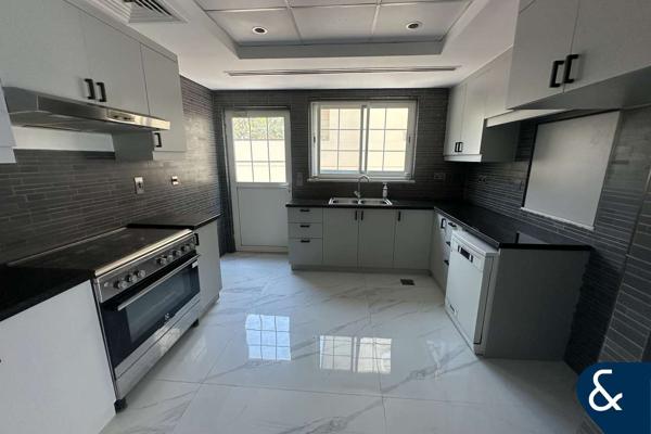 Upgraded | Landscaped Garden | Legacy |