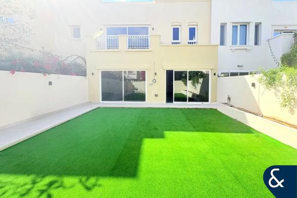 Fully Upgraded | 4 Bed | Close to park