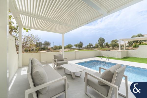 Fully Renovated and Remodelled Villa on Golf Course
