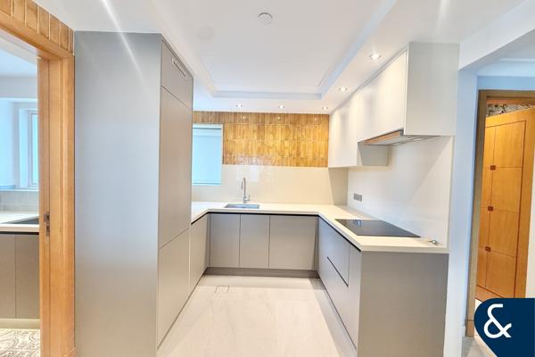 2 Bed | Unfurnished | Upgraded | Marina view