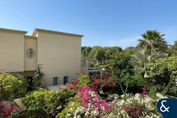 Corner | Backing Pool & Park | Upgraded