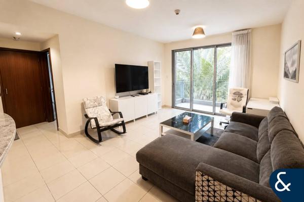1 Bed | Burj Khalifa View | Prime Location