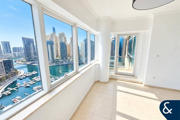 1 + study | Full marina view | Vacant