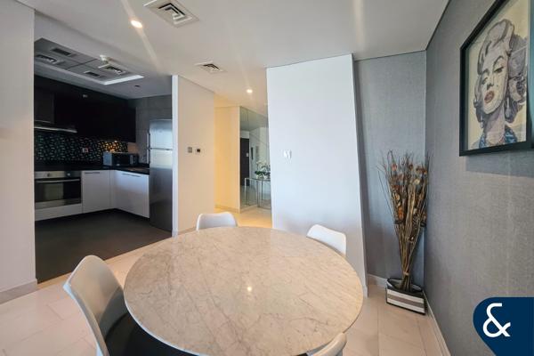 2 Bed | Modern Building | Furnished