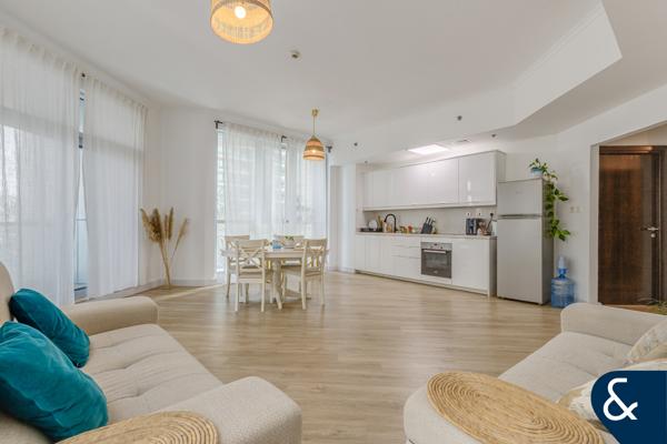 Upgraded 2 Bed | Pool Views | Low Floor