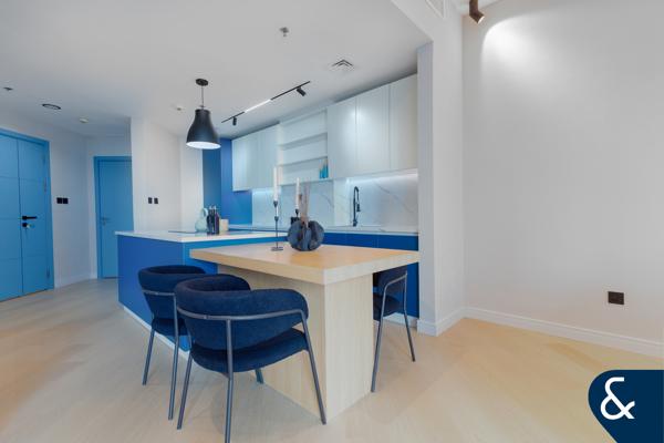 FULLY UPGRADED - VACANT - HIGH FLOOR