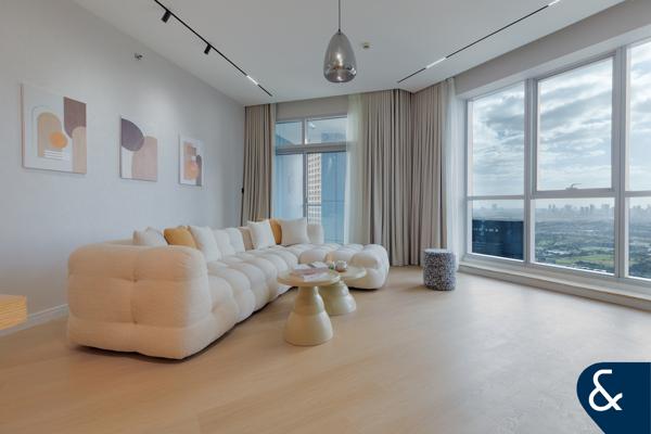 FULLY UPGRADED - VACANT - HIGH FLOOR