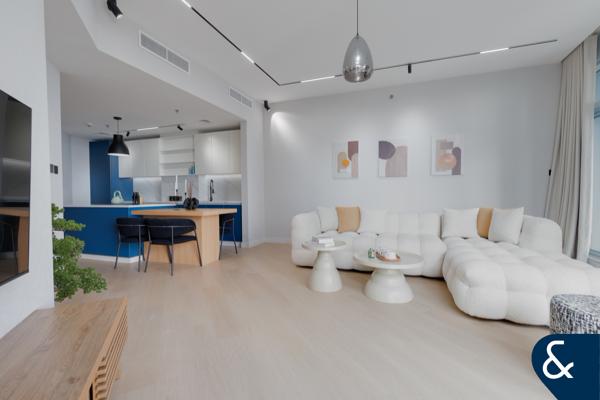 FULLY UPGRADED - VACANT - HIGH FLOOR