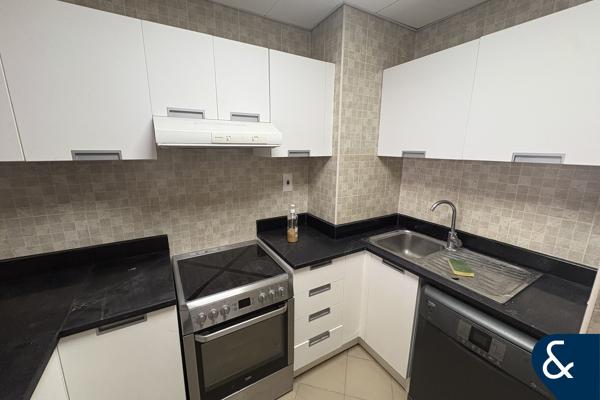 Spacious 2 Bed | Golf View | Chiller Free