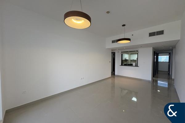 Spacious 2 Bed | Golf View | Chiller Free