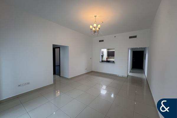 Spacious 2 Bed | Balcony | Sports City