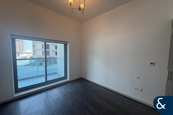 Spacious 2 Bed | Balcony | Sports City