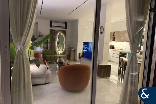 Unique | Full upgraded | Corner Plot