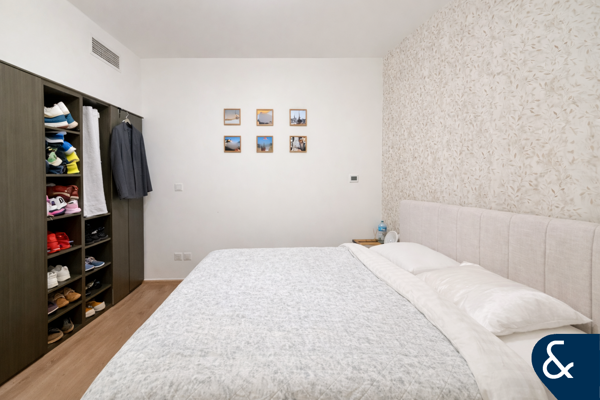 Vacant Now | Study | Largest Layout