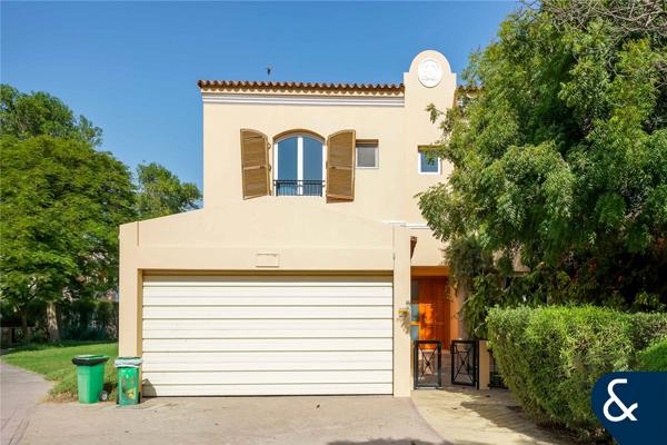 Best Location | Vacant Mid-May | Corner Unit