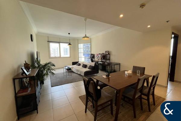 Two Bedrooms | Low floor | Rented