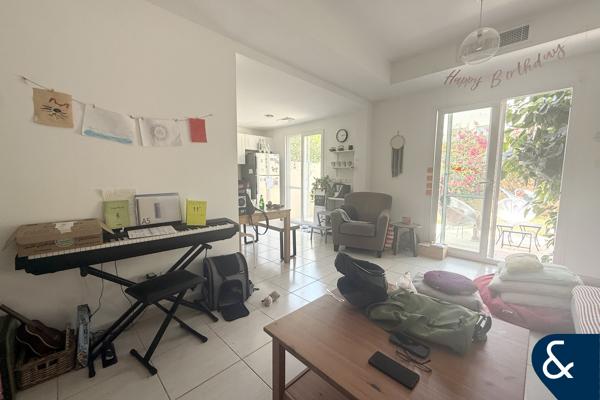 2 Beds | Landscaped Garden | Well Maintained