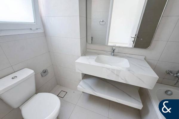 2 Beds | Landscaped Garden | Well Maintained