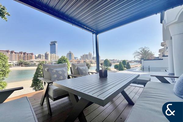 Fully Upgraded | High Quality | Rotunda