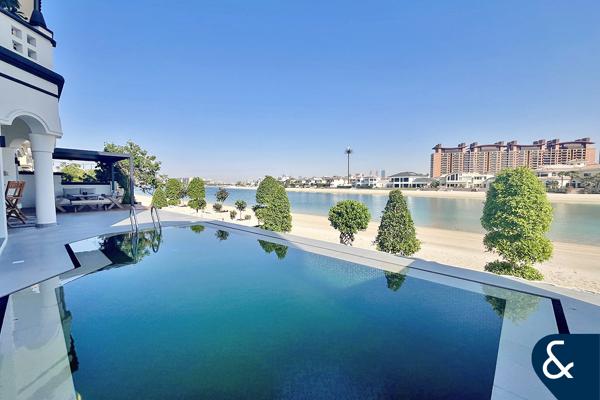 Fully Upgraded | High Quality | Rotunda
