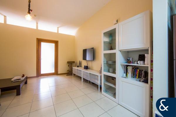 Large Converted 1 Bed | 2 Parking Spaces