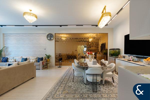 Vacant | Penthouse | Large Three Bedroom