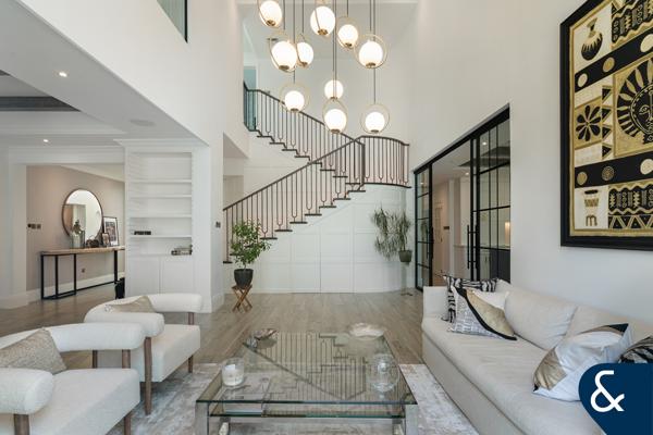 Upgraded 4 Bed Villa | 6000 Sq Ft | 11000 Plot