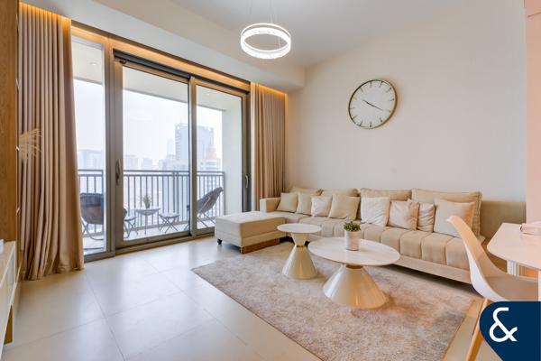 1 Bed | Vacant | Upgraded | Marina View