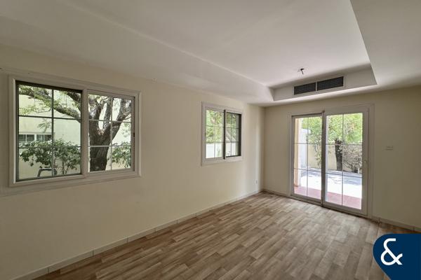 Springs | Corner Plot Villa | 4E End Unit