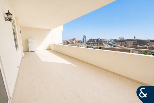 2 Bedrooms | Garden facing | Vacant
