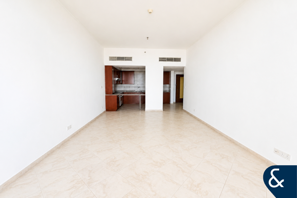 2 Bedrooms | Garden facing | Vacant