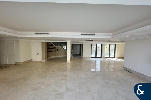 Penthouse | Upgraded | Full Marina Views