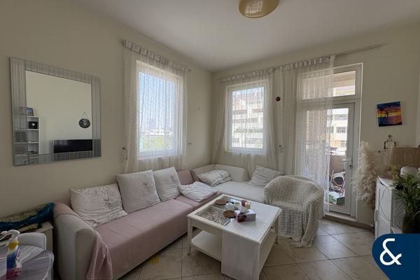 Spacious 1 Bed |  Corner | Barton House