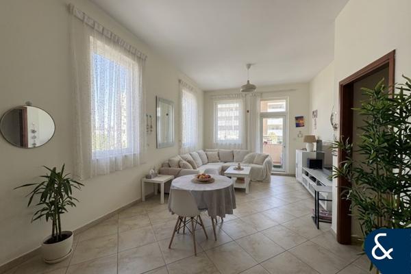Spacious 1 Bed |  Corner | Barton House