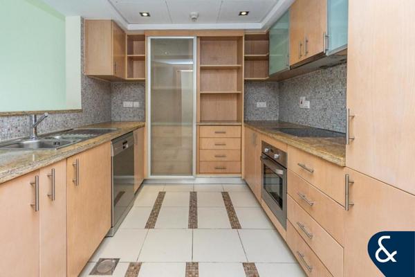 Vacant | High Floor | Sea & Marina View