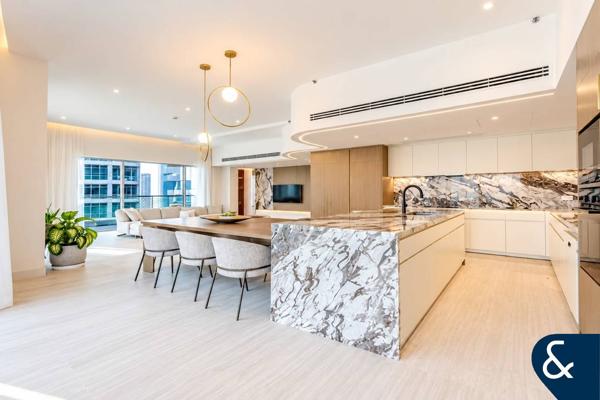 Fully upgraded | Vacant | Full marina view