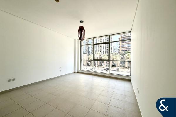 Unique | Unfurnished | Boulevard Views | 1BHK