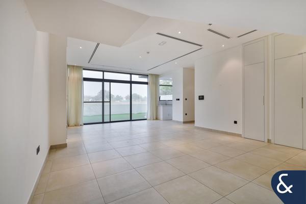 Park Backing | 3 Bedroom | Single Row