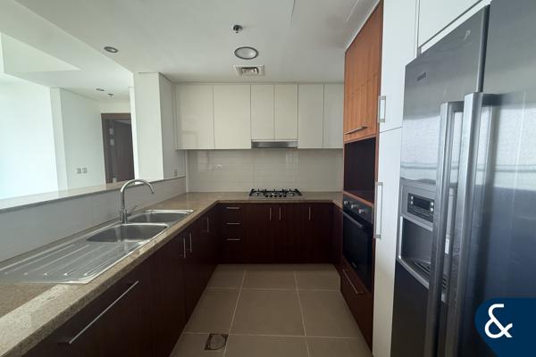 High Floor | Large Balcony | Sea Views