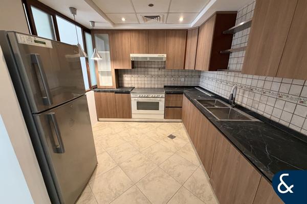Spacious 2 Bed | Upgraded | Ready for Move In