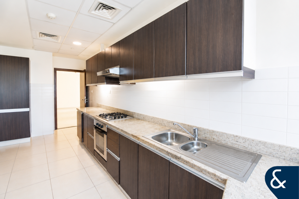 Corner Unit - Golf Course View - 1,287 sq ft