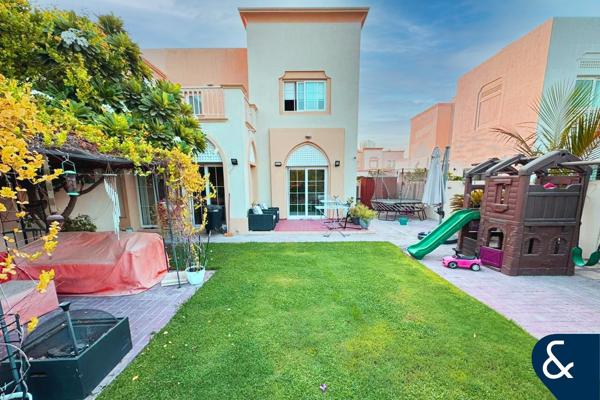 Full Lake View | Springs 8 1E | Maids + Family