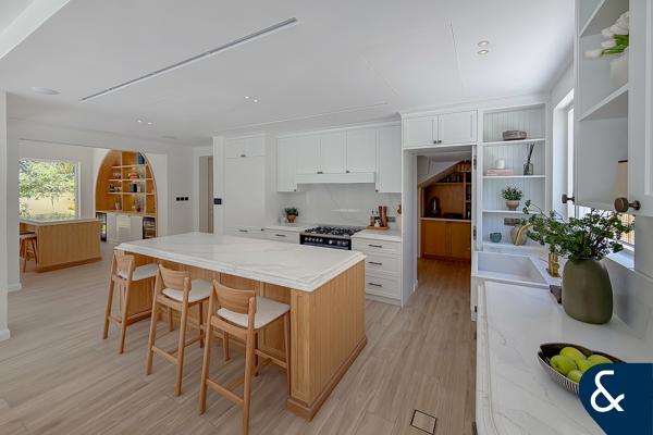 EXCLUSIVE OPEN HOUSE SAT 20th JUNE 10-1400