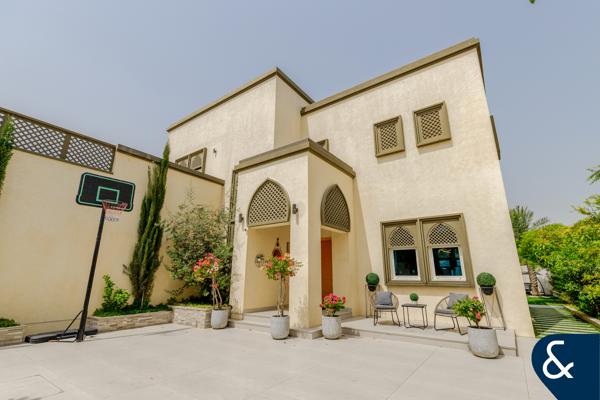 Call Today | 10,200 Corner Plot | 3BR VOT
